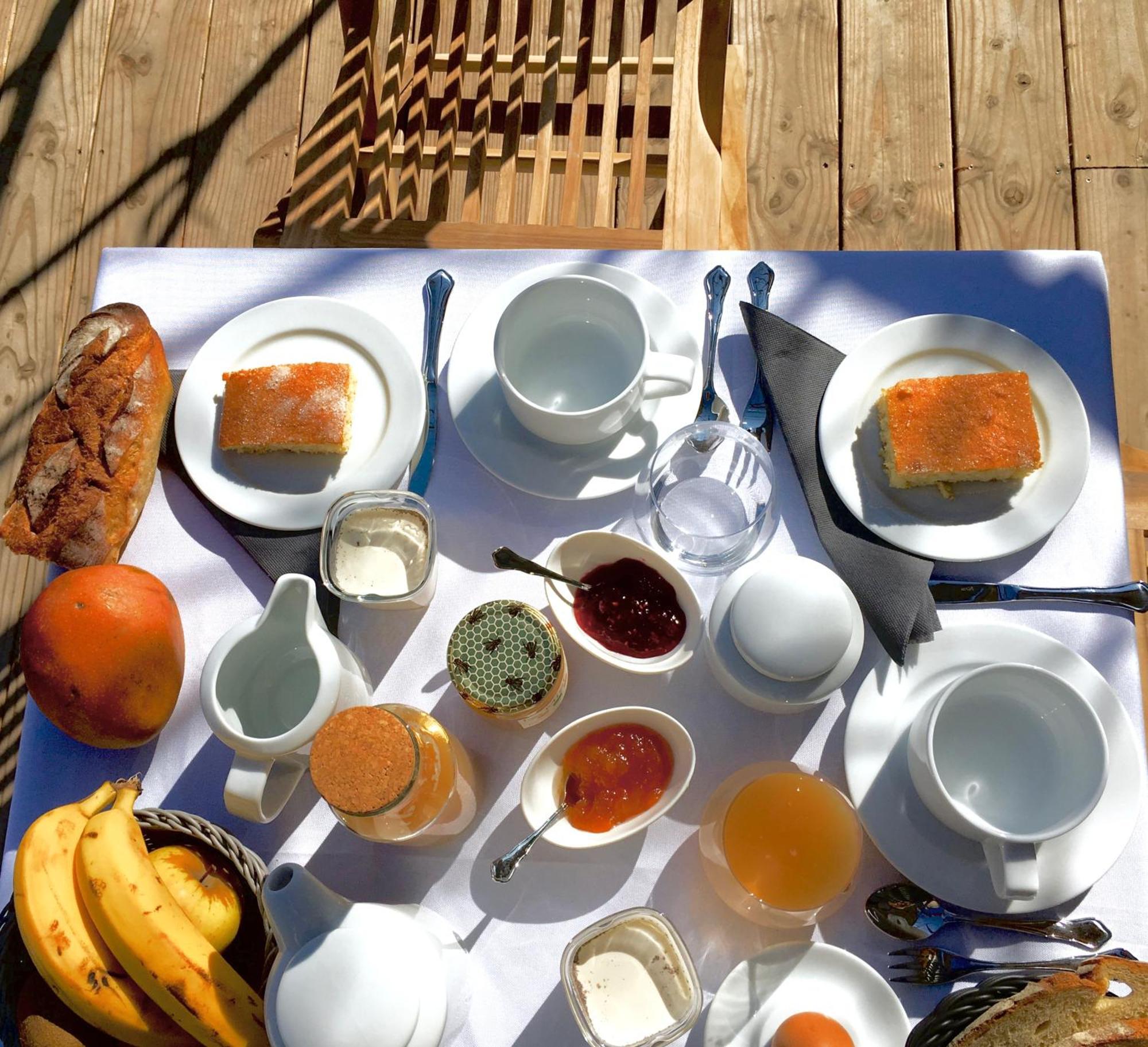 La Domitia - Maison D'Hotes, Massages & Bien-Etre Montbazin ภายนอก รูปภาพ