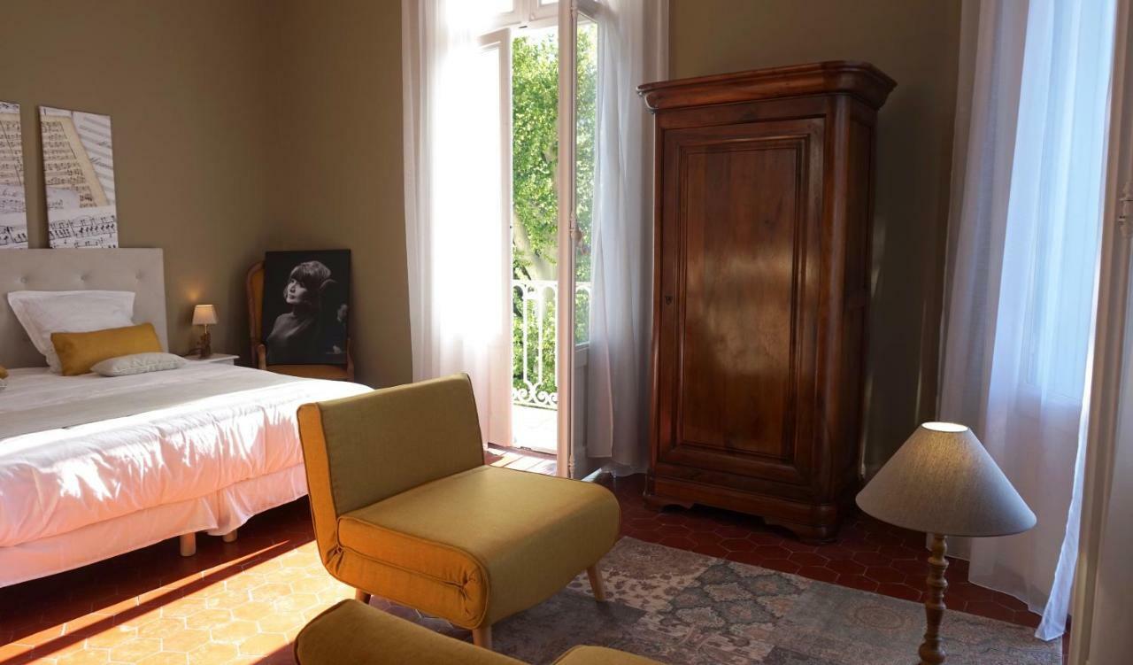 La Domitia - Maison D'Hotes, Massages & Bien-Etre Montbazin ภายนอก รูปภาพ